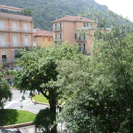 Finalmarina Centro 2 Apartamento Finale Ligure Exterior foto