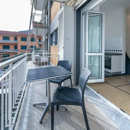 Finalmarina Centro 2 Apartamento Finale Ligure Exterior foto